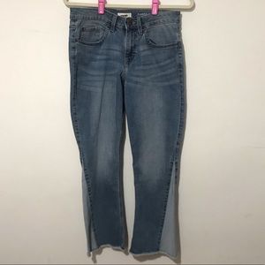 NEW Wrangler Flared Crop Raw Hem Jeans Size 8M